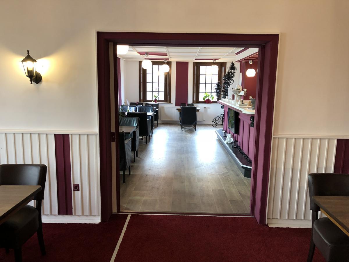 Hotel Restaurant Lenhsen Elmpt Екстер'єр фото