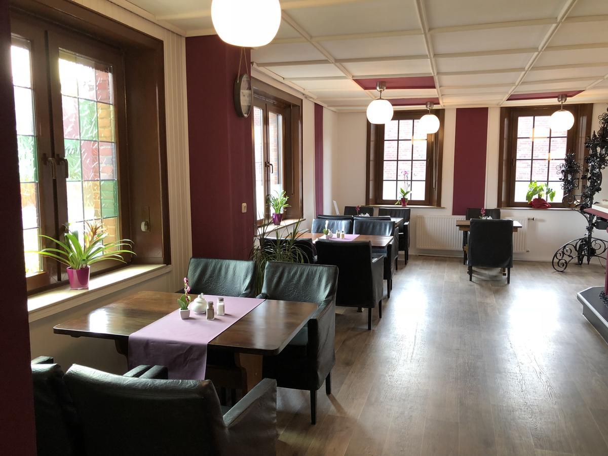 Hotel Restaurant Lenhsen Elmpt Екстер'єр фото