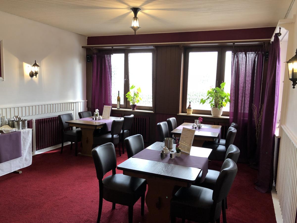 Hotel Restaurant Lenhsen Elmpt Екстер'єр фото