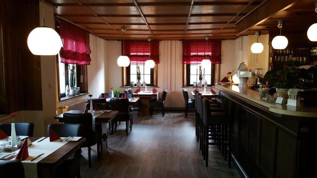 Hotel Restaurant Lenhsen Elmpt Екстер'єр фото